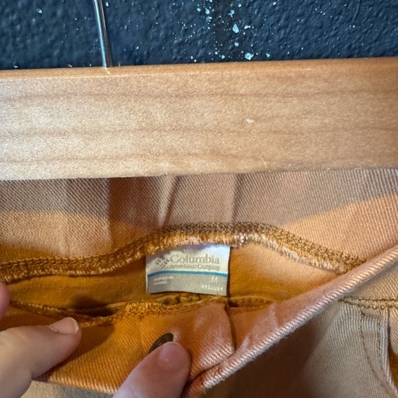 Columbia Mustard Yellow Pull On Skinny Jeans Size Medium - Picture 2 of 4